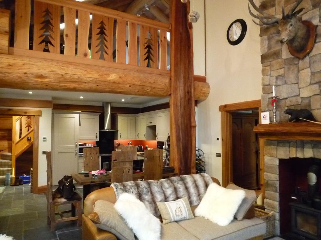 Caledonian Cabin إينفيرغاري المظهر الخارجي الصورة